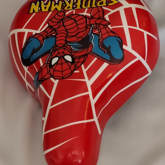 Brand new bike seats - Picture 1 of 8